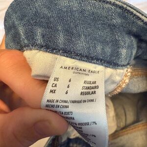 American Eagle Outfitters Blue Jeans with Distressed Details VERY STRETCHY
